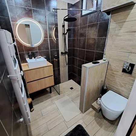 Nuit Romantique Jacuzzi & Sauna Privatifs טולון